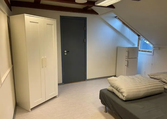 Lillehammer Guest House With Common Bath And Kitchen